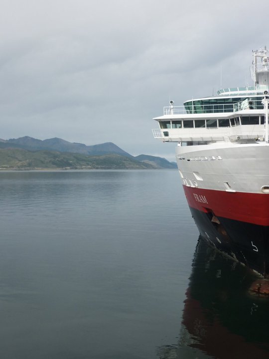 Antarctica (53°47'S 76°81'W)